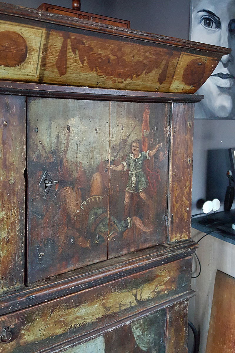 Antiker Assendelfter Schrank - DT69