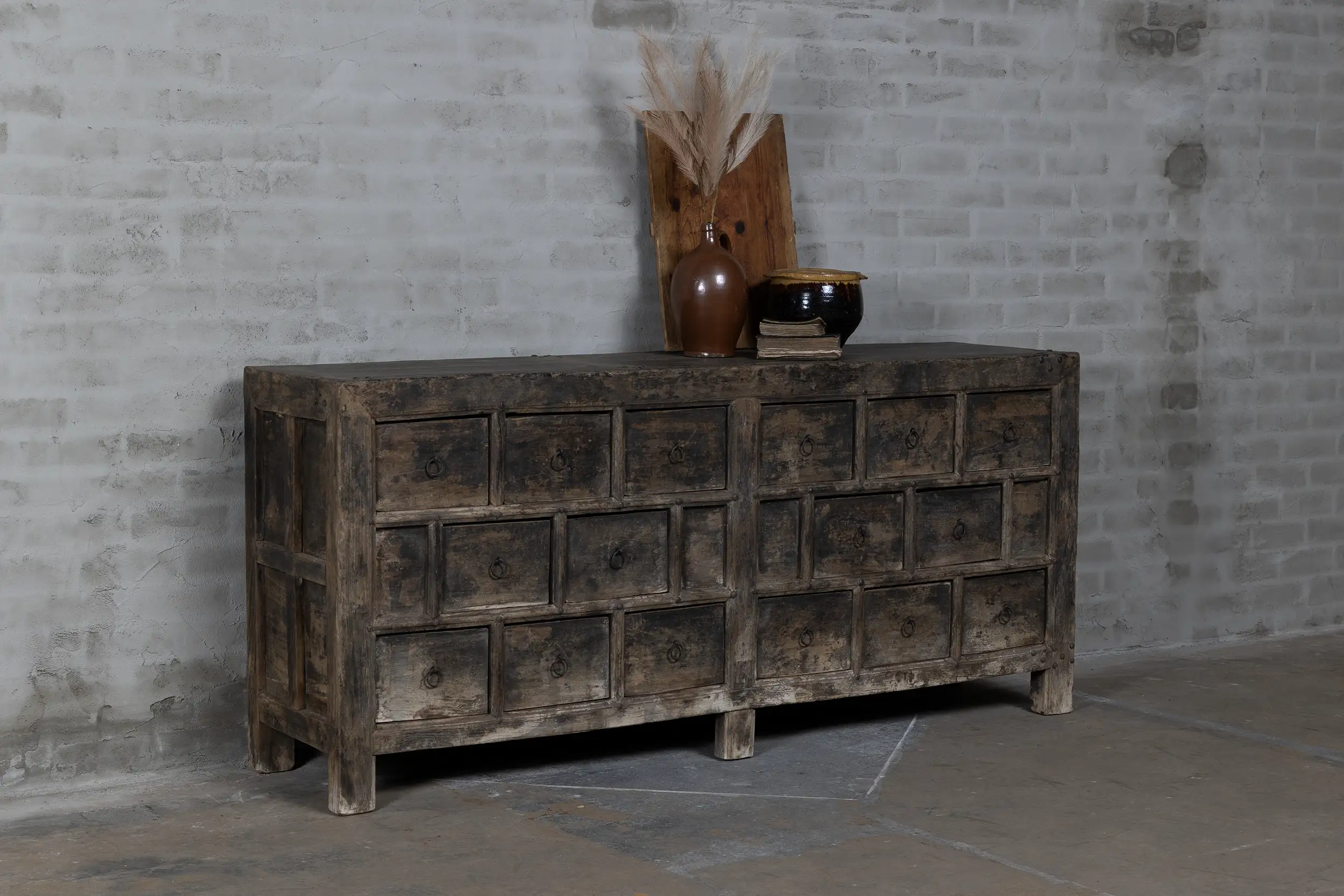 Groot Chinees dressoir