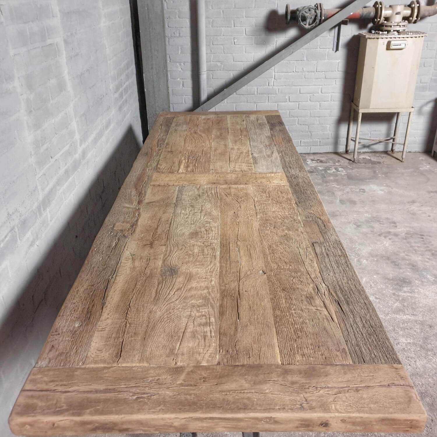 Alter-Eiche-Tischplatte-7cm-dick-barnwood