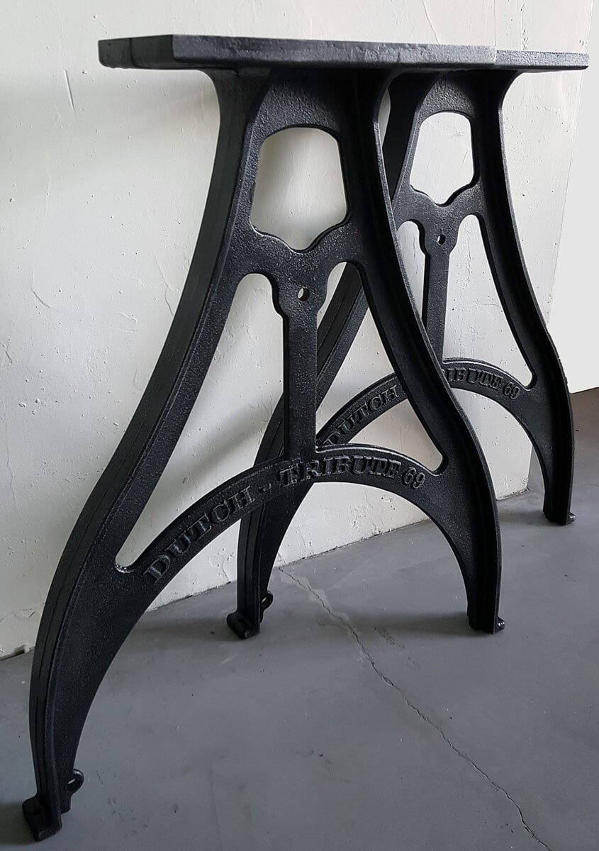 Industrie-Design-Tischgestell-Gusseisener-Beine-IND132