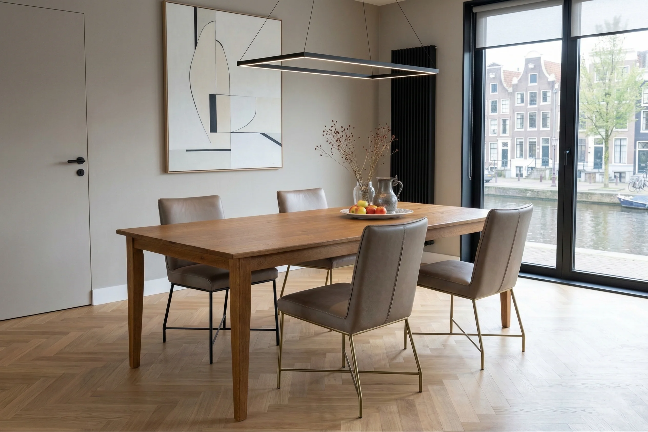 Franse eettafel van eikenhout naar authentiek model op maat gemaakt