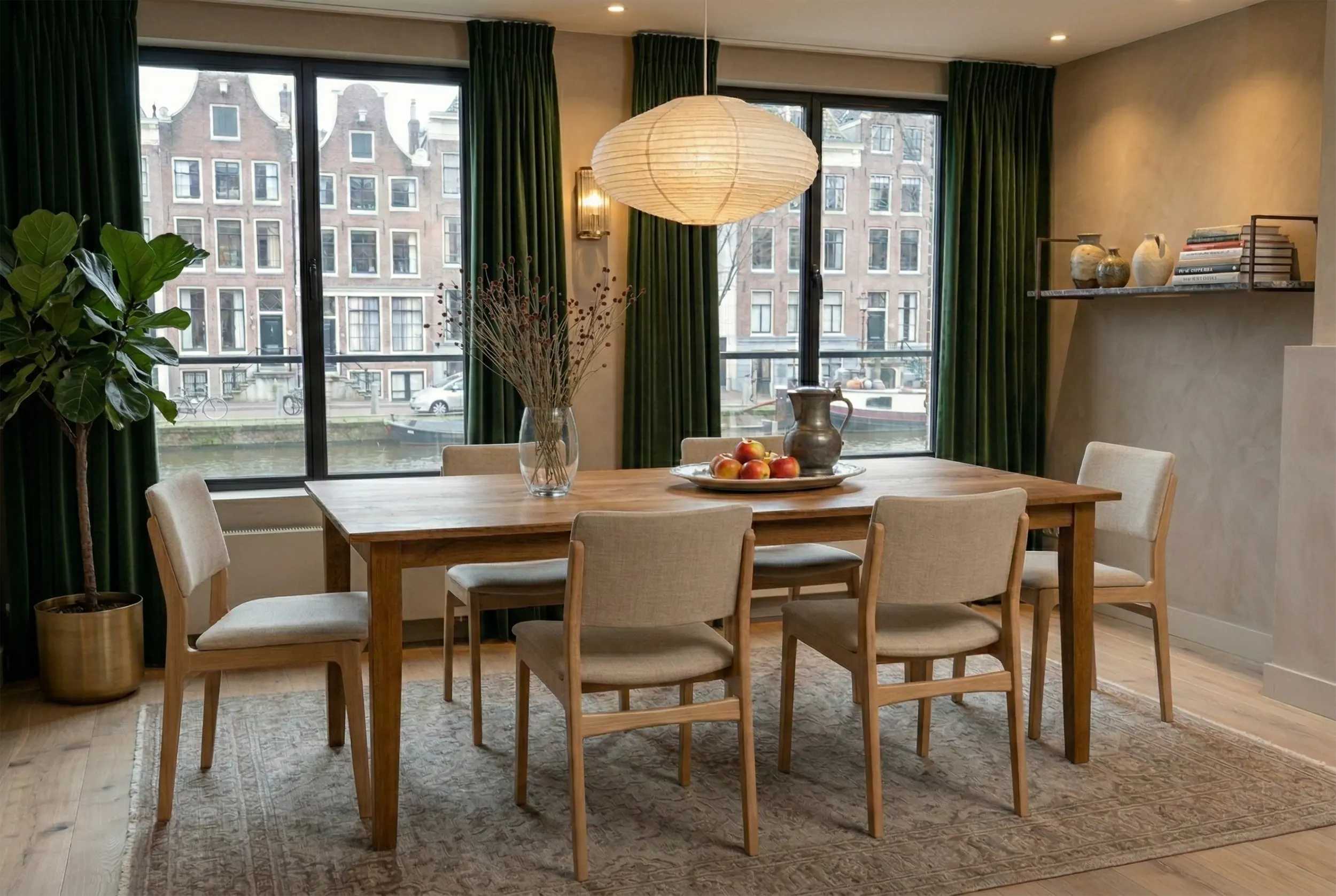 Franse eettafel van eikenhout naar authentiek model op maat gemaakt