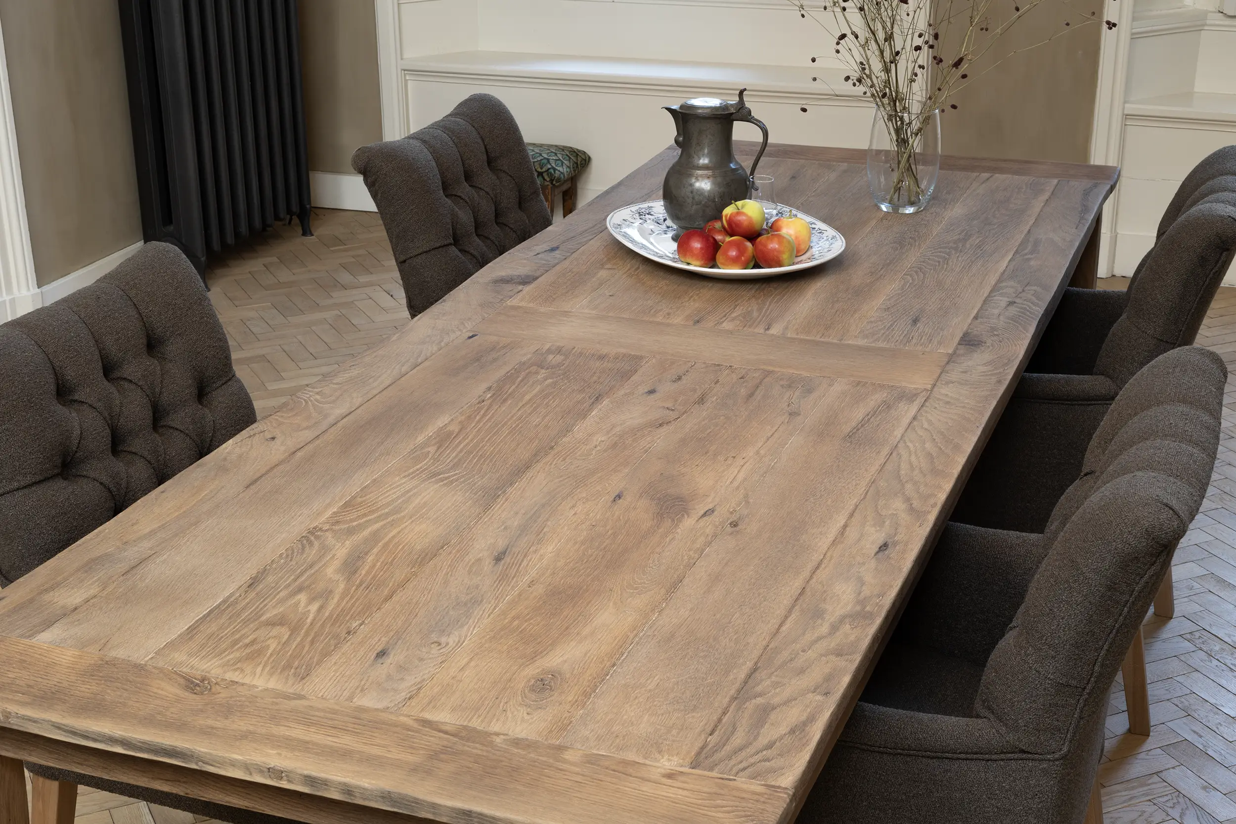 Franse eiken eettafel model Pierre in landelijke stijl op maat gemaakt