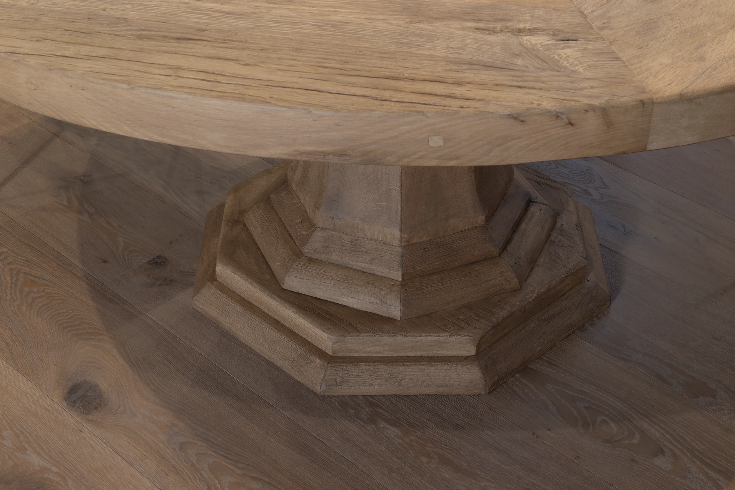 Orleans ronde eettafel Z043-6 Closeup tafelpoot van Orléans ronde eettafel in stijlvolle woonkamer - Eettafel op maat verkrijgbaar