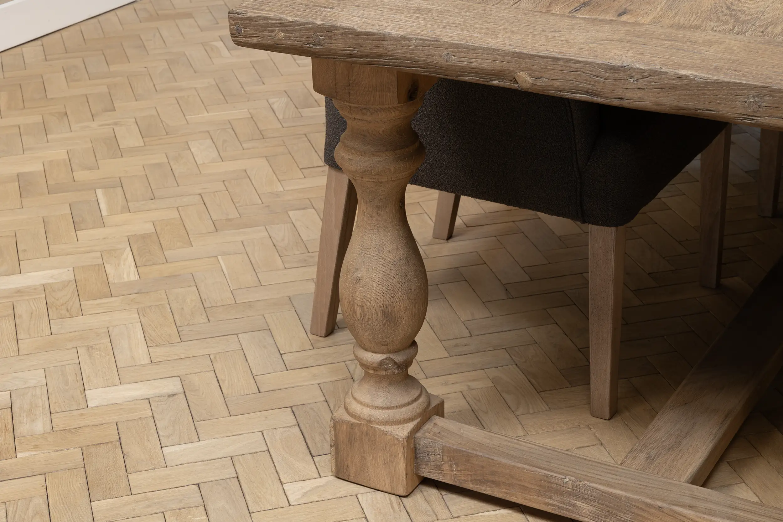 Tischbein des Klosterstisches York