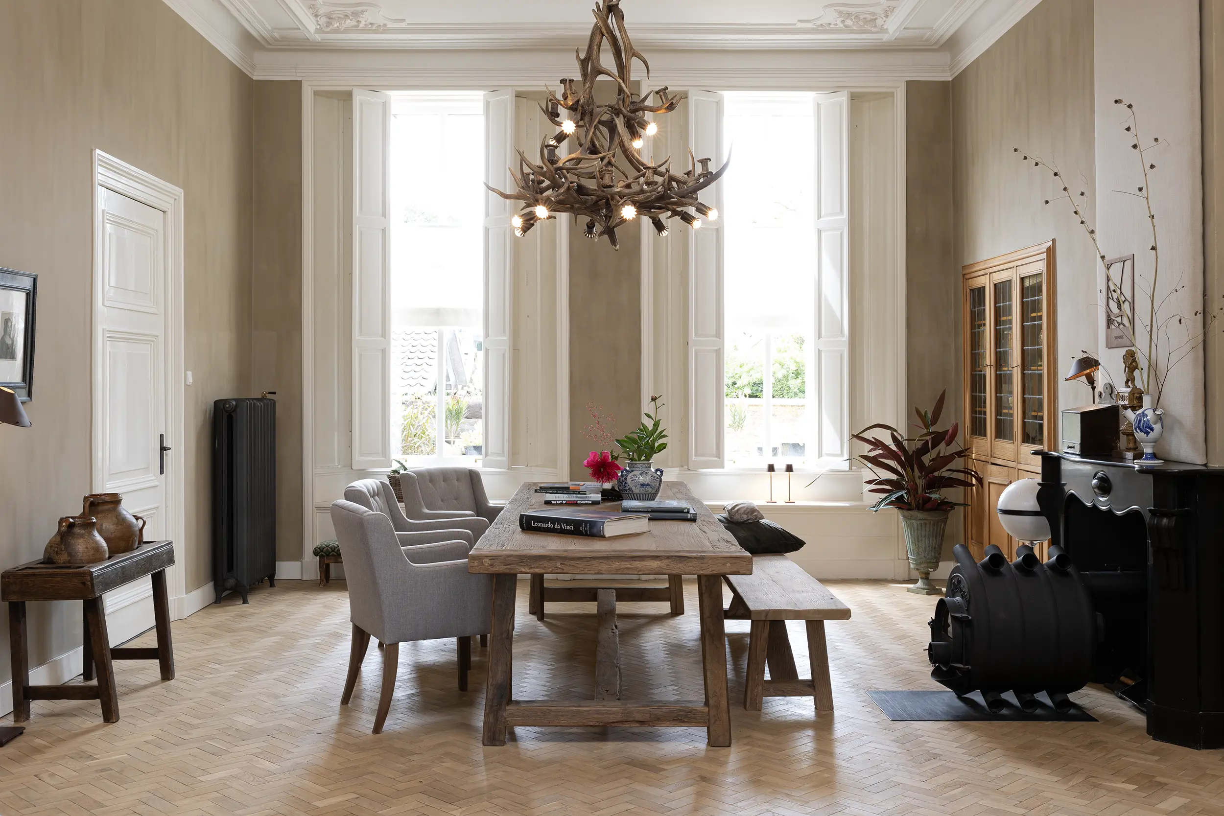 Z011-Salzburg-Klostertisch-1 Eiche Klostertisch im Landhausstil nach Maß hergestellt
