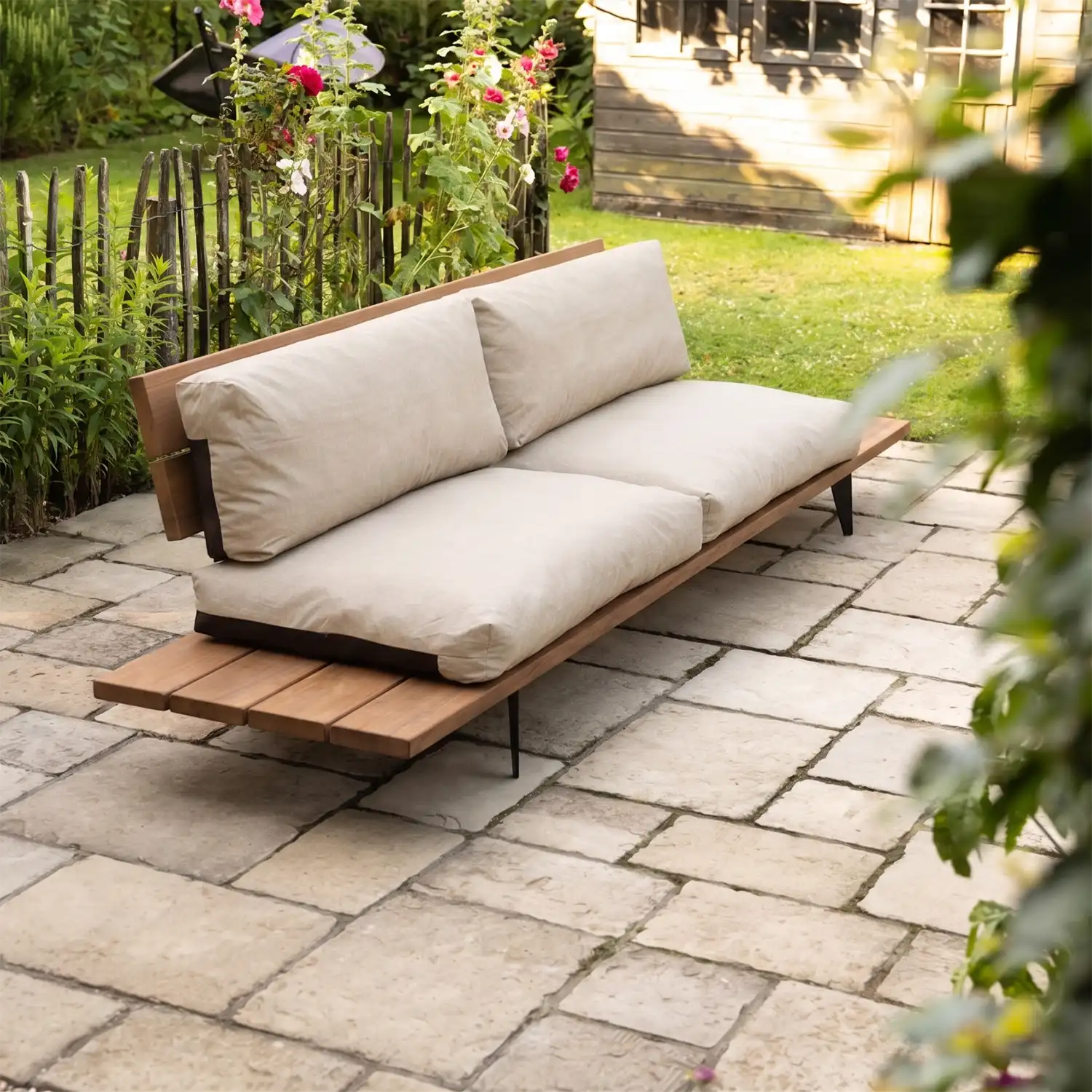 Moderne houten tuinbank TB01 Houten tuinbank voor buiten op maat gemaakt